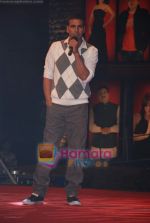 Akshay Kumar at the Grand Finale of Bigg Boss 2 on 22nd November 2008(7).JPG