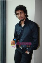 Sonu Nigam launches  World Aids Day theme of  _Sirf Ek Se Pyaar_ campaign in Big Fm studios on 1st December 2008(7).JPG