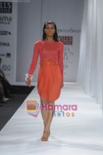 Model walk the ramp for Rajesh Pratap Singh at Wills Fashion Week (19).JPG