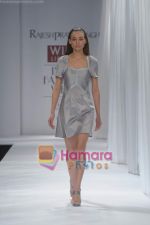 Model walk the ramp for Rajesh Pratap Singh at Wills Fashion Week (27).JPG