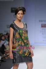 Model walk the ramp for Sanchita at Wills Fashion Week (11).JPG