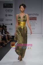 Model walk the ramp for Sanchita at Wills Fashion Week (4).JPG
