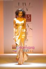 Model walk the ramp for Umesh Vashisht at Wills Fashion Week.jpg