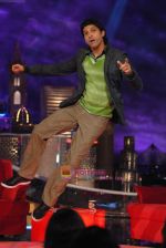 Farhan Akhtar Full On in action on NDTV Imagine_s Oye its Friday to be aired from 12th Dec at 10 PM.JPG