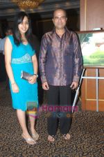Suresh Wadkar at Ayushi Mahajan art event in Leela Hotel on 15th December 2008 (28).JPG