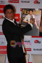 Shahrukh Khan launches the latest Filmfare issue in Vie Lounge in 16th December 2008 (13).JPG