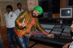 Daler Mehndi at the song recording of _Jaago India_ as part of Mission Shanti in Sound City on 17th December 2008 (7).JPG