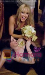 Anne Hathaway, Kate Hudson (3) in still from the movie Bride Wars.jpg