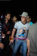 Salman Khan at the launch of Vashu Bhagnani_s son - Jackie in Film City on 24th December 2008 (3).JPG