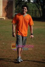 Mohit Suri at the event to promote football training at Jamnabhai  grounds in juhu on 29th December 2008 (19).JPG