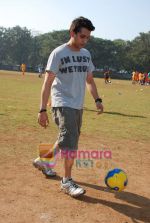 Mohit Suri at the event to promote football training at Jamnabhai  grounds in juhu on 29th December 2008 (3).JPG