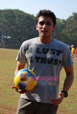 Mohit Suri at the event to promote football training at Jamnabhai  grounds in juhu on 29th December 2008 (8).JPG