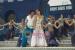 Shahrukh Khan, Kareena Kapoor in the still from movie Billu Barber (8).jpg