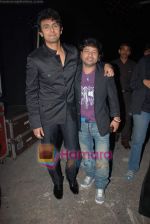 Sonu Nigam, Kailash Kher on the sets of Indian Idol 4 in R K Studios on 10th Jan 2009 (4).JPG