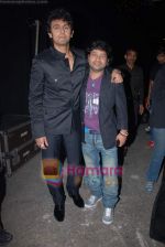 Sonu Nigam, Kailash Kher on the sets of Indian Idol 4 in R K Studios on 10th Jan 2009 (3).JPG