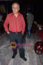 Mukesh Bhatt at Adhyayan Suman_s birthday bash in Piano Bar on 13th Jan 2009 (3).JPG
