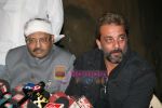 Sanjay Dutt speaks about his political plans in Imperial heights, Bandra, Mumbai on 16th Jan 2009 (8).JPG
