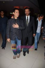 Aamir Khan,  Anil Kapoor at Slumdog Millionaire premiere on 22nd Jan 2009 (27).JPG
