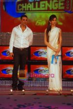 Deepika Padukone, Akshay Kumar at the finals of SaReGaMaPa Challenge in Gateway of India on 24th Jan 2009 (14).JPG