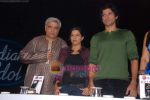Farhan Akhtar with sister Zoya Akhtar, Javed Akhtar on the sets of Indian Idol in R K Studios on 24th Jan 2009 (2).JPG