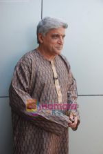 Javed Akhtar on the sets of Indian Idol in R K Studios on 24th Jan 2009 (32).JPG