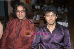 Sonu Nigam, Talat Aziz at Agam Nigam Kumar_s Woh Bewafa album launch in Country Club on 27th Jan 2009 (5).JPG