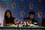 Shilpa Shetty and her business partner Raj Kundra at a meet with the champions of IPL team the Rajasthan Royals in Mumbai on 3rd Feb 2009 (23).JPG