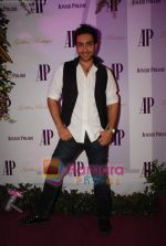 Adhyayan Suman at Golden Boutique launch in Colaba on 4th Feb 2009.JPG