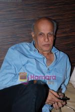 Mahesh Bhatt at the Success party of Raaz - The Mystery Continues on 6th Feb 2009 (2).JPG