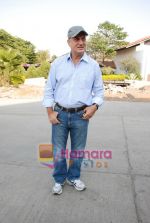 Anupam Kher on the sets of The Desire in Sula Wineyards, Nasik on 8th Feb 2009 (2).JPG