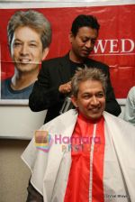Irrfan Khan, hair dresser Jawed Habib at a promotional event for the upcoming film Billu on 11th Feb 2009 (37).JPG