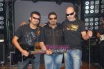  Shankar, Eshaan, Loy shoot for Sikandar video in Mehboob Studio, Bandra on 16th Feb 2009 (20).JPG