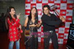 Neetu Chandra, Madhavan, Poonam Dhillon at 13b music launch in Cinemax, Andheri, Mumbai on 18th Feb 2009 (5).JPG