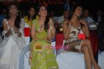 Shilpa Shetty, Kareena Kapoor, Priyanka Chopra at the FICCI Frames 2009 on 17th Feb 2009 (87).JPG