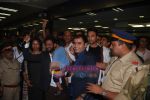 Rasool Pookutty & Irrfan Khan receive a rousing welcome in International Airport, Mumbai on 25th Feb 2009 (2).JPG