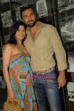 Chetan Hansraj with wife at Nisha jamwal brunch in four seasons hotel on 28th Fen 2009(Custom).jpg