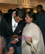Abhishek and Jaya Bachchan at Harmony Exhibition in Jehangir Art Gallery, Mumbai on 13th March 2009 (21).jpg