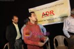 Aamir Khan at ADR election media press meet in Mehboob Studios on 31st March 2009 (55).JPG
