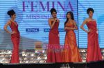 Malaika Arora Khan at Femina Miss India 2009 finale on 5th April 2009 (2).JPG