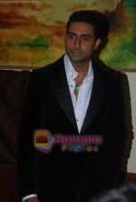 Abhishek Bachchan at the launch of Roopkumar and Sonali Rathod_s new album _Mann Pasand_ on 8th April 2009 (78).JPG