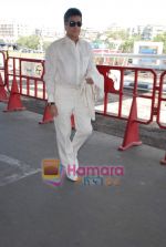 Jeetendra on way to Golden Temple on 8th April 2009 (5).JPG