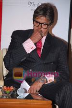 Amitabh Bachchan at the launch of Anil Dharker_s book in Mumbai on 14th April 2009 (12).JPG
