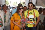 Sambhavna Seth, Zulfi Syed campaign for Sanjay Nirupam in Borivali on 19th April 2009 (3).JPG