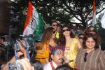 Sambhavna Seth, Zulfi Syed, Sanjay Nirupam, Rakhi Tandon, Alina and Sana, Monica Bedi campaign for Sanjay Nirupam in Borivali on 19th April 2009 (9).JPG