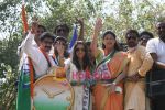 Mahima Chaudhry campaigns for NCP leader Sanjay Patil in Bhandup on 28th April 2009 (16).JPG