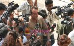 Sanjay Dutt goes to vote on 29th April 2009 (2).jpg