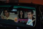 sanjay Kapoor, maheep at Shah Rukh Khan_s party for Hollywood actor Gerrard Butler on 3rd May 2009 (2).JPG