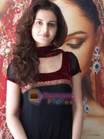 Monica Bedi at Cygnus store on the occasion of Mother_s day in Lokhandwala on 9th May 2009 (13).JPG