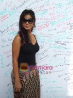 Neetu Chandra at Big Fm promotional sign up campaign in Atria Mall on 21st May 2009 (17).JPG