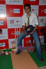 Jackie Bhagnani on the sets of Big FM on 25th May 2009 (6).JPG